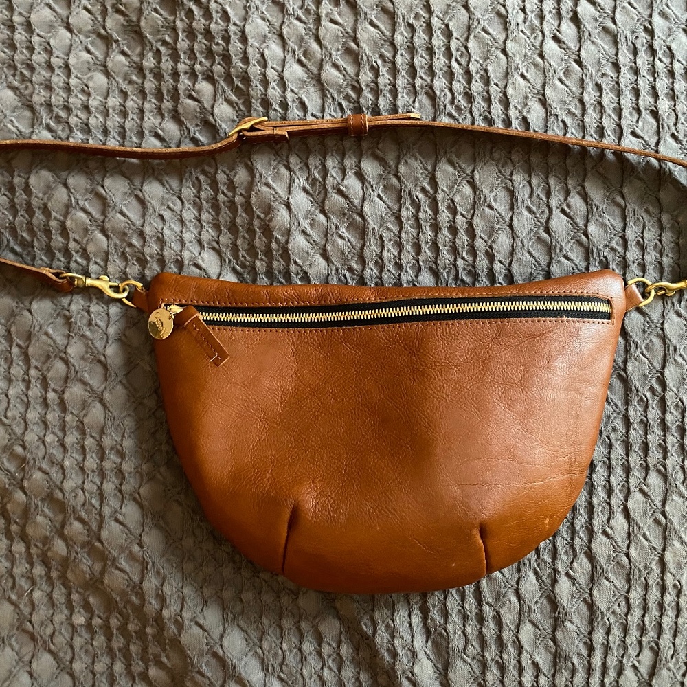 Clare V Rustic Miel Grande Fanny